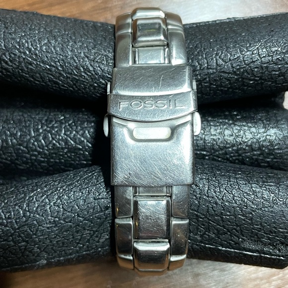 Fossil Blue Men’s Watch - Picture 4 of 4